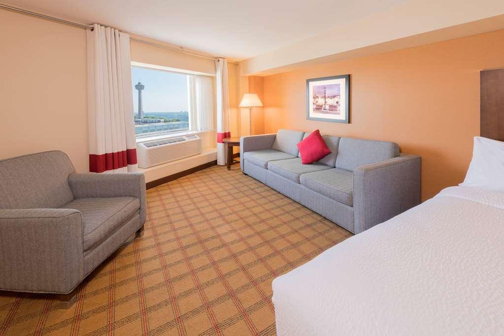 Hotel Wyndham Grand Fallsview