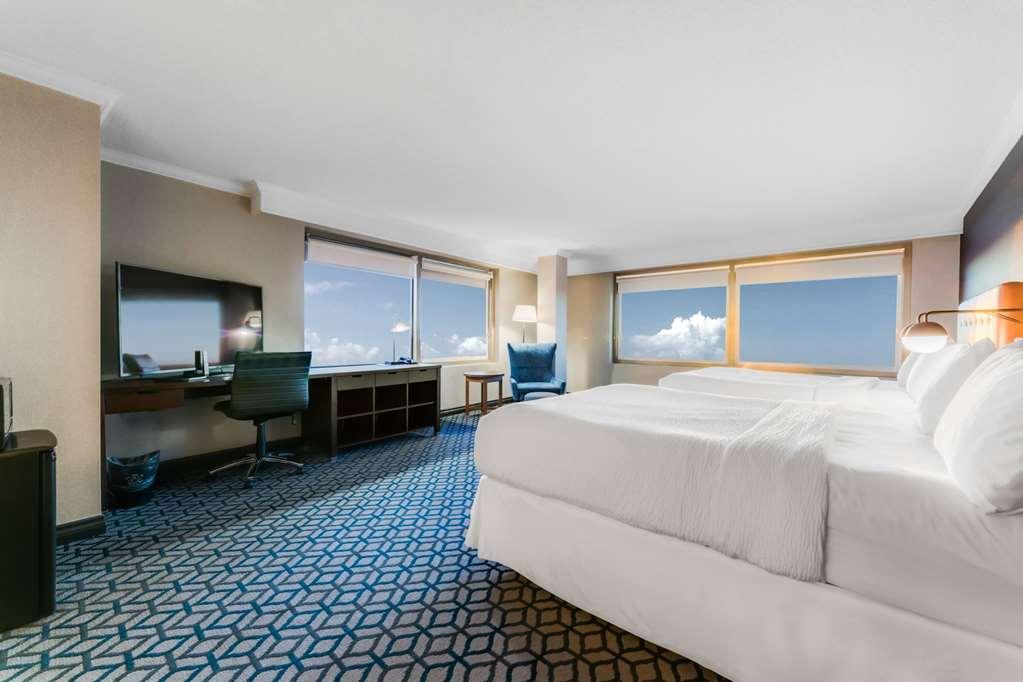 Hotel Wyndham Grand Fallsview