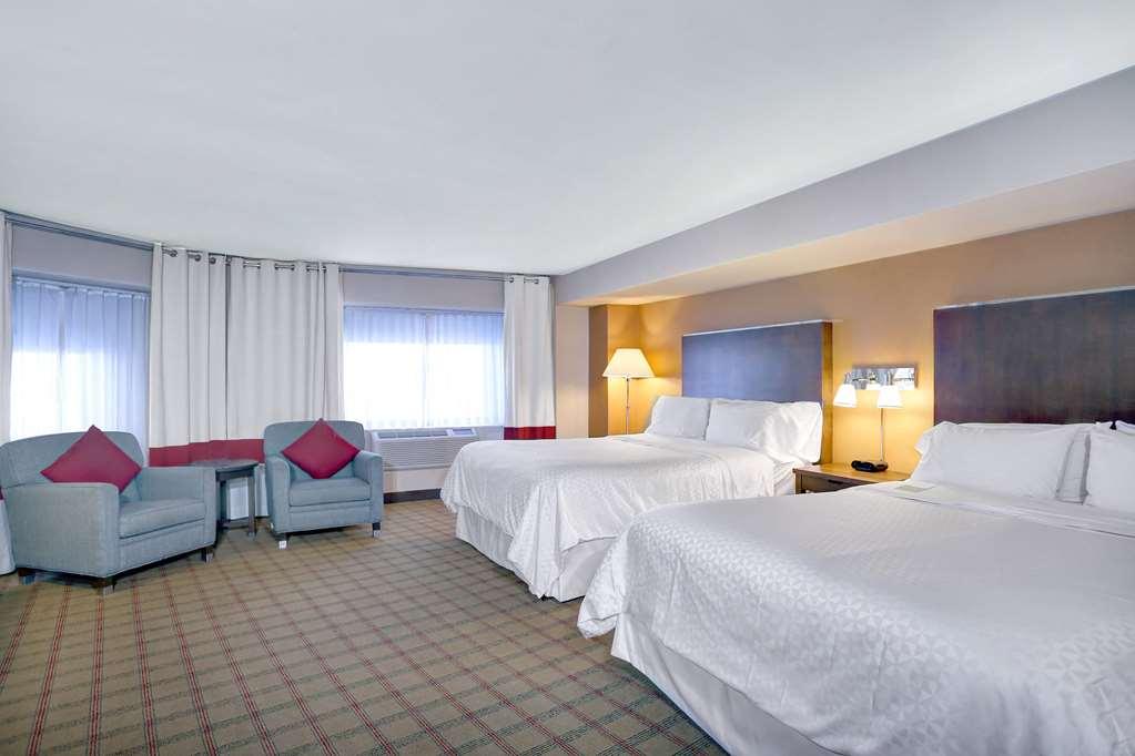 Wyndham Grand Fallsview Hotel *