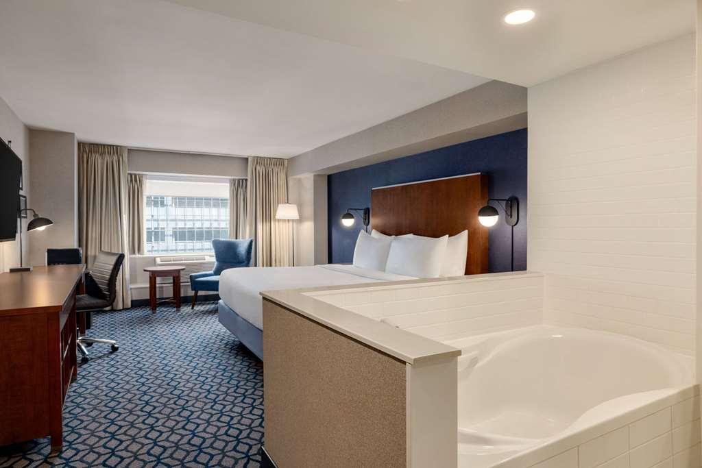 Wyndham Grand Fallsview Niagara Falls