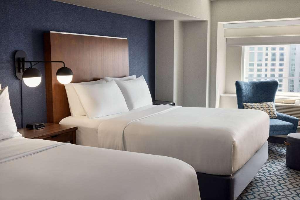 Hotel Wyndham Grand Fallsview *