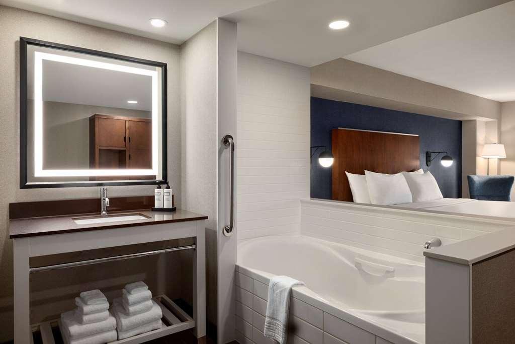 Hotel Wyndham Grand Fallsview *