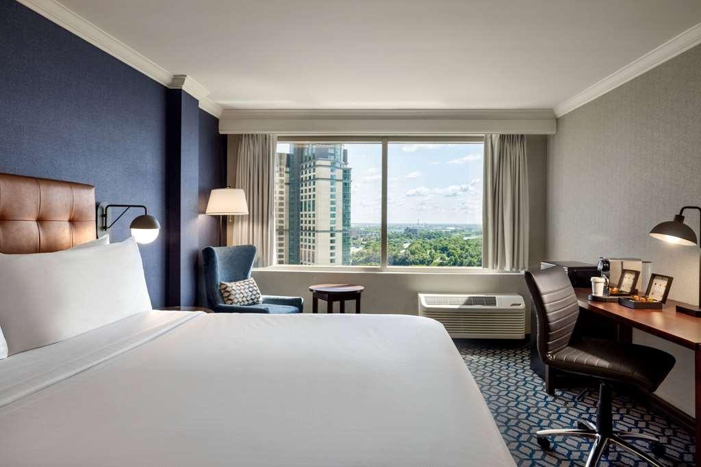 Hotel Wyndham Grand Fallsview Niagara Falls
